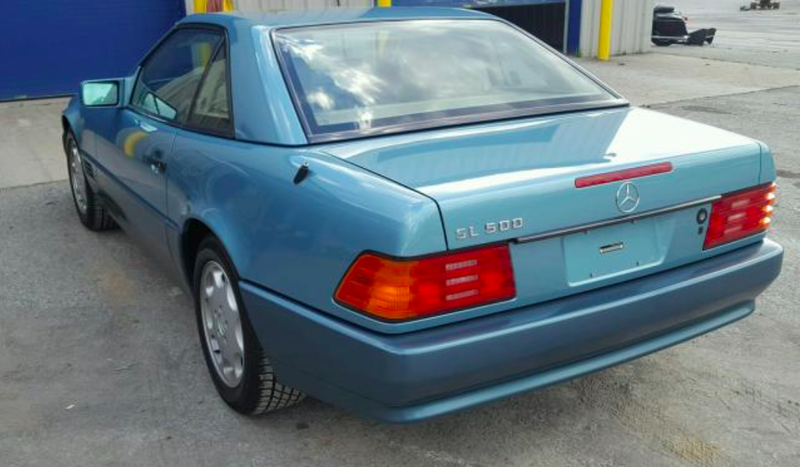 Illustration for article titled This 1,180-MileĀ Mercedes 500 SL Was Stolen Before It Became a Barn Find